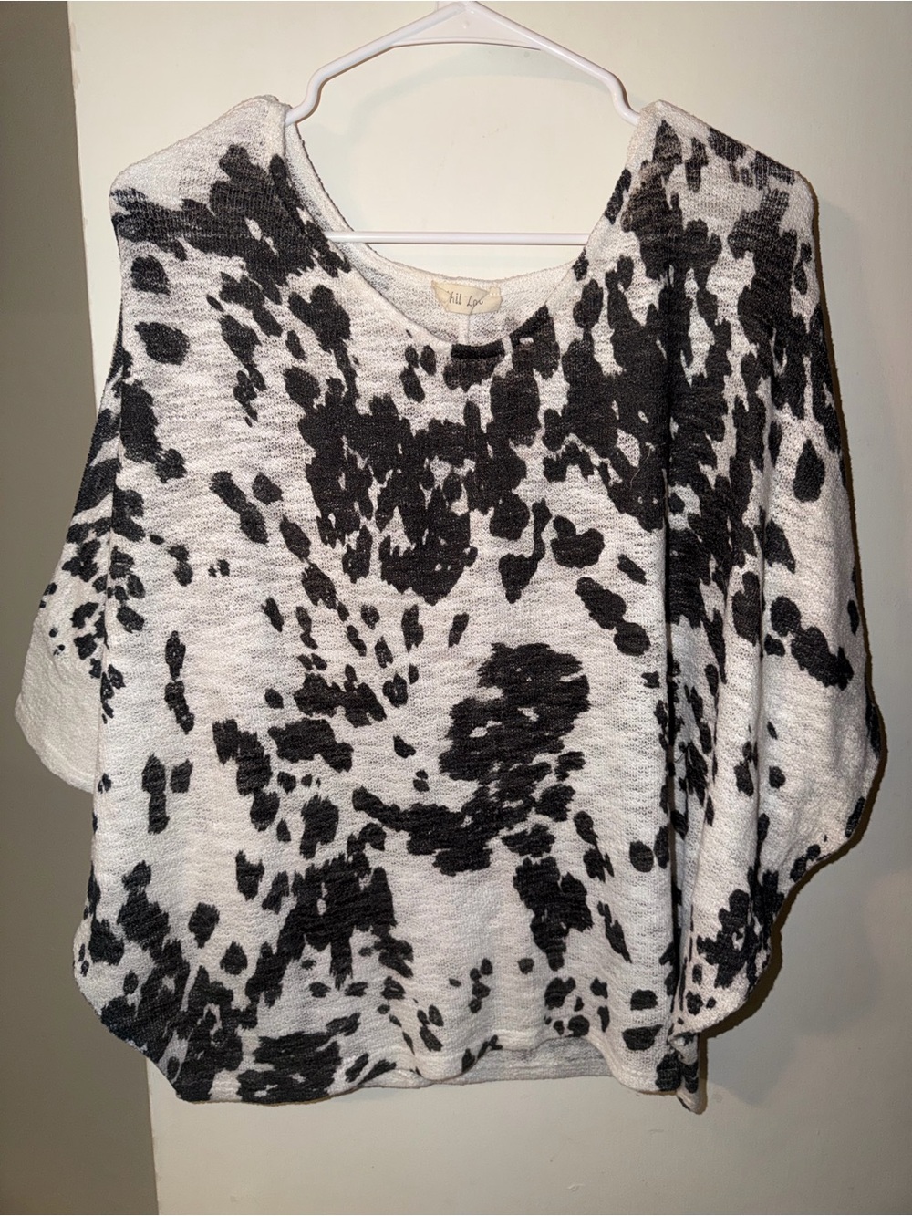 Black & White Animal-Print Tunic Top by K & L